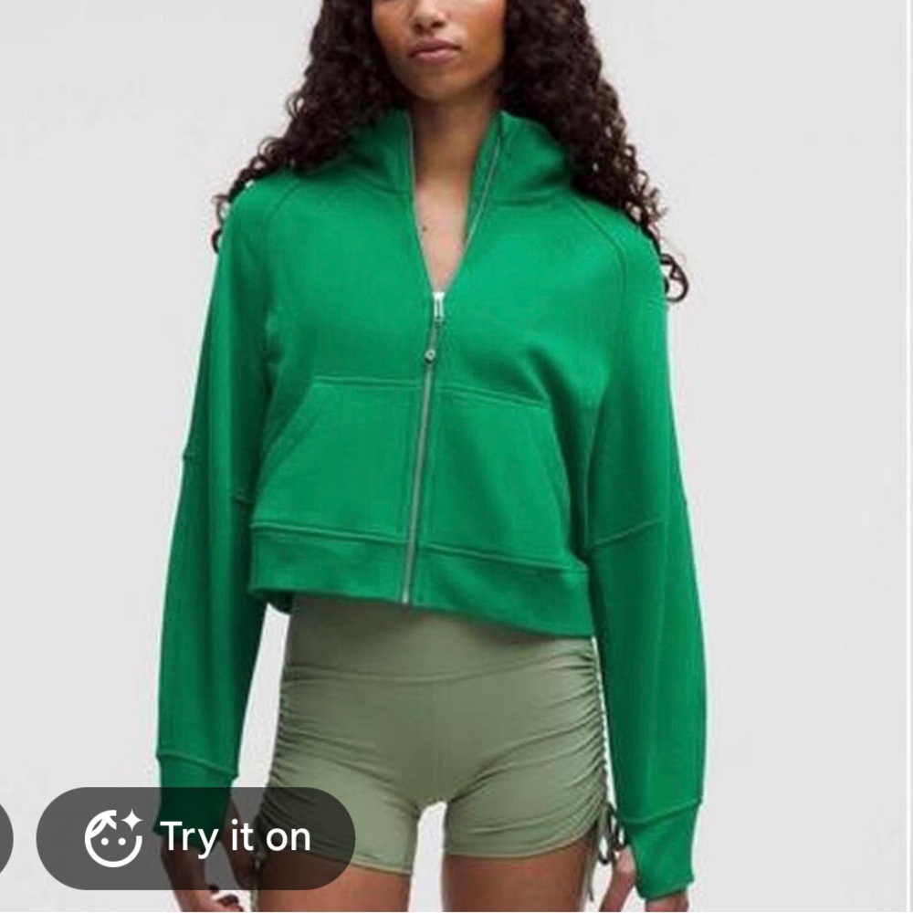 Lululemon Scuba Full-Zip Hoodie Green , Size 6 great conditions